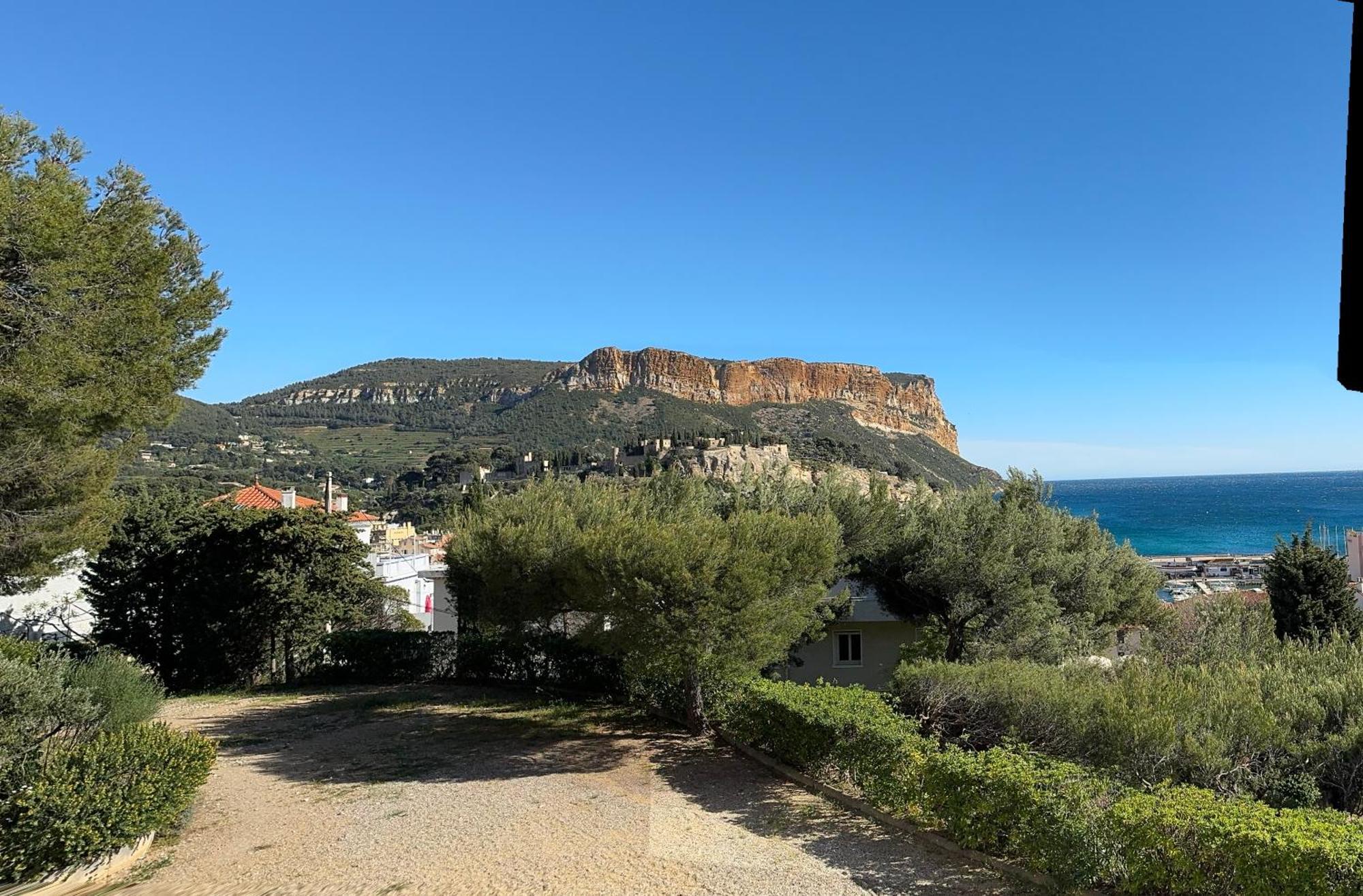 Ferienwohnung Le Balcon De La Rade Cassis Exterior foto